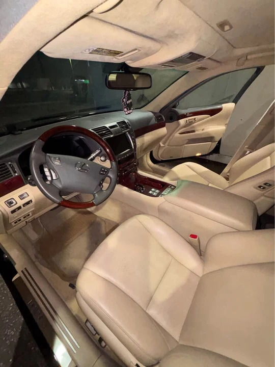 2009 Lexus LS 4th Gen - Image 8 of 15