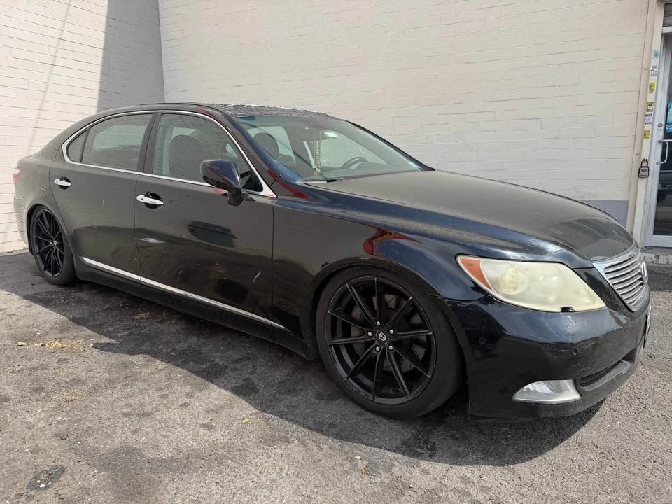 2009 Lexus LS 4th Gen - Image 12 of 14
