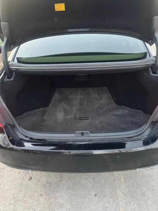 2009 Lexus LS 4th Gen - Image 9 of 12