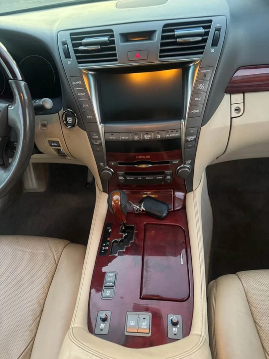 2009 Lexus LS 4th Gen - Image 12 of 12