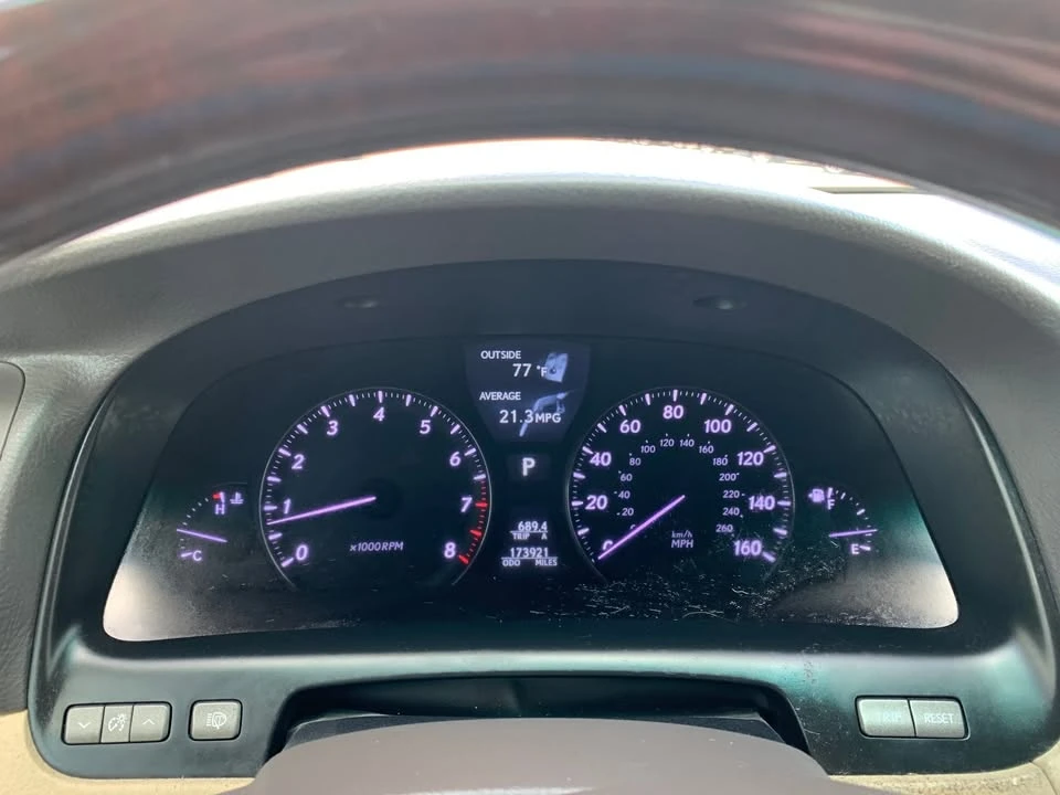 2009 Lexus LS 4th Gen - Image 5 of 13