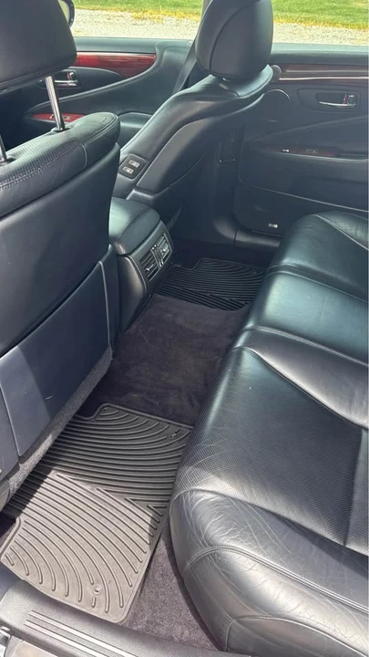 2009 Lexus LS 4th Gen - Image 12 of 16