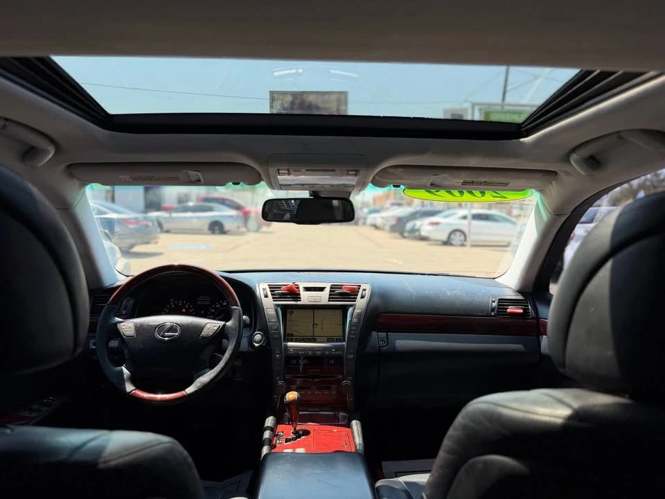 2009 Lexus LS 4th Gen - Image 11 of 20