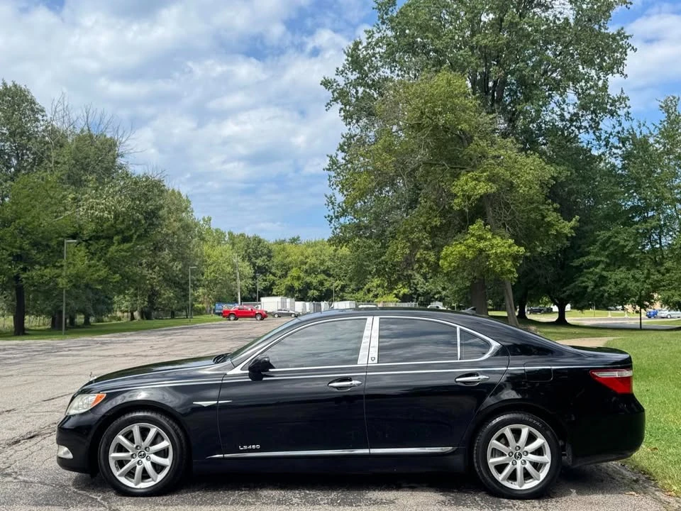 2009 Lexus LS 4th Gen - Image 10 of 20
