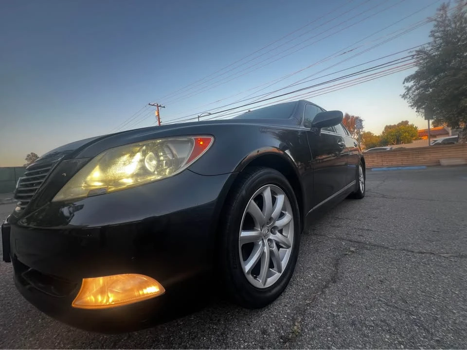 2009 Lexus LS 4th Gen - Image 5 of 17
