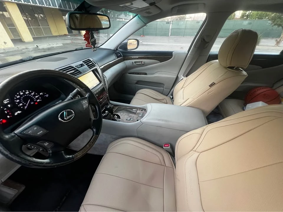2009 Lexus LS 4th Gen - Image 11 of 17
