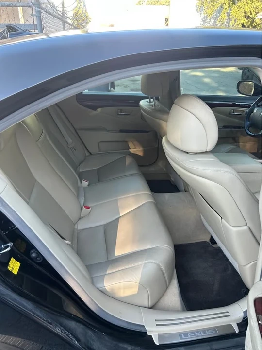 2009 Lexus LS 4th Gen - Image 6 of 8