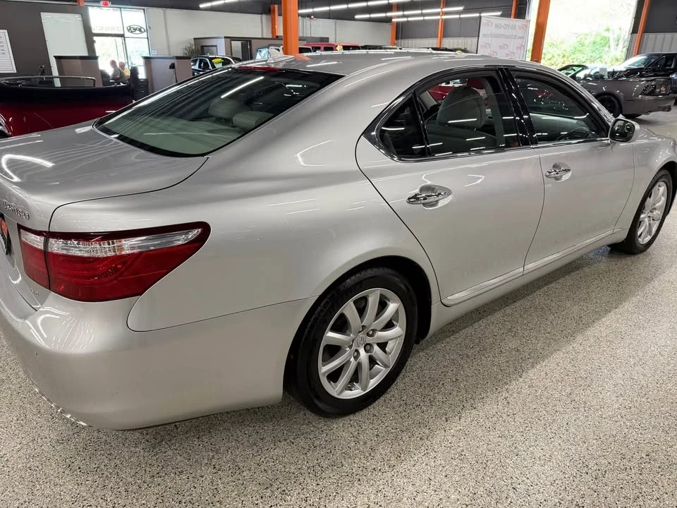 2009 Lexus LS 4th Gen - Image 3 of 5
