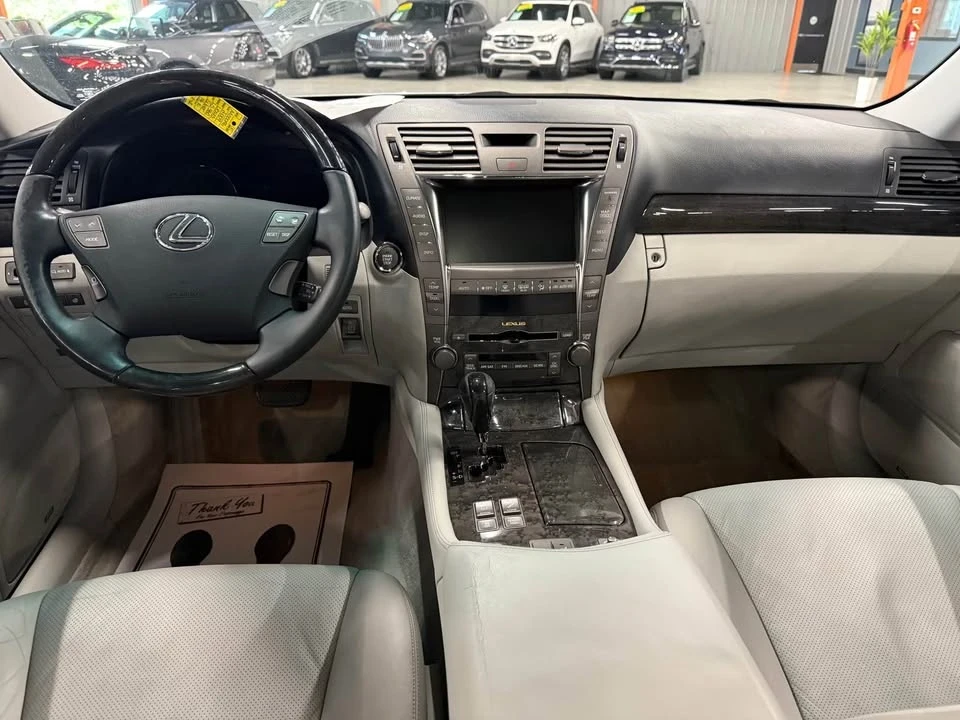 2009 Lexus LS 4th Gen - Image 5 of 5