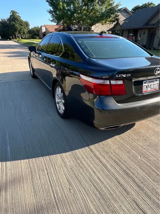 2009 Lexus LS 4th Gen - Image 8 of 16
