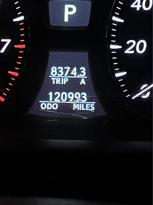 2009 Lexus LS 4th Gen - Image 15 of 16