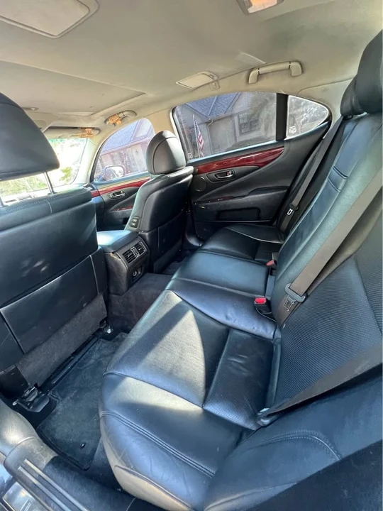 2009 Lexus LS 4th Gen - Image 14 of 14