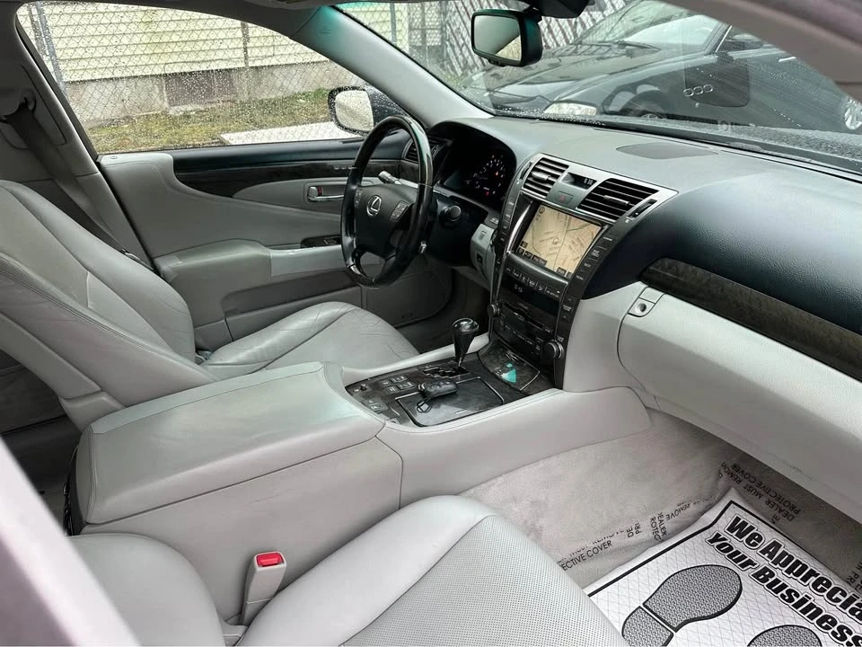 2009 Lexus LS 4th Gen - Image 11 of 13