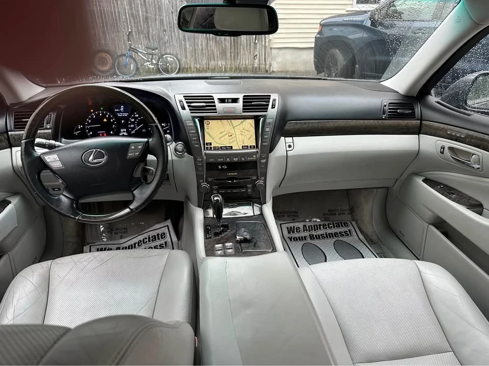 2009 Lexus LS 4th Gen - Image 10 of 13