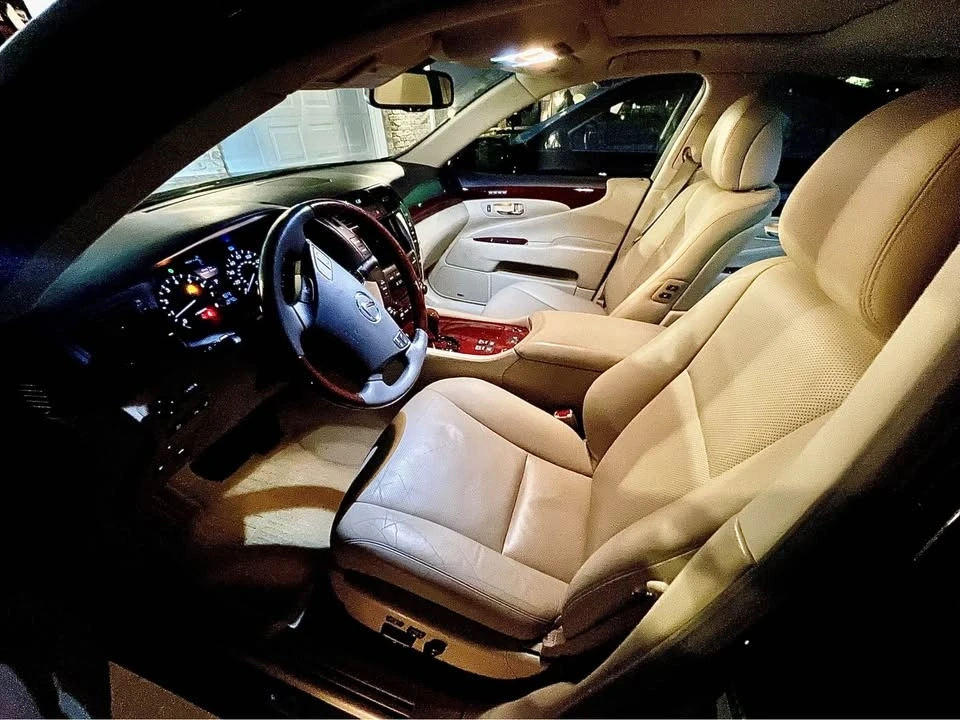 2009 Lexus LS 4th Gen - Image 6 of 8
