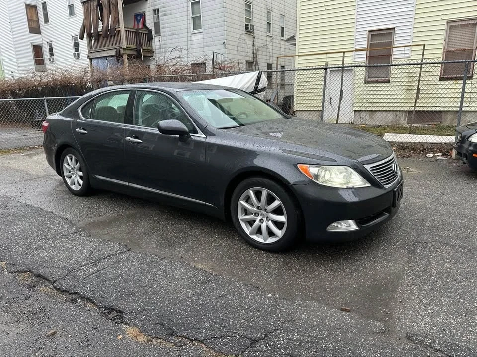 2009 Lexus LS 4th Gen - Image 7 of 13
