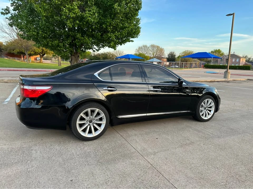 2009 Lexus LS 4th Gen - Image 15 of 19