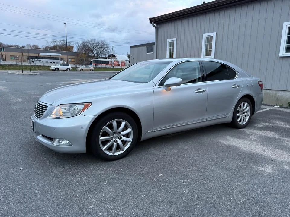 2009 Lexus LS 4th Gen - Image 2 of 20