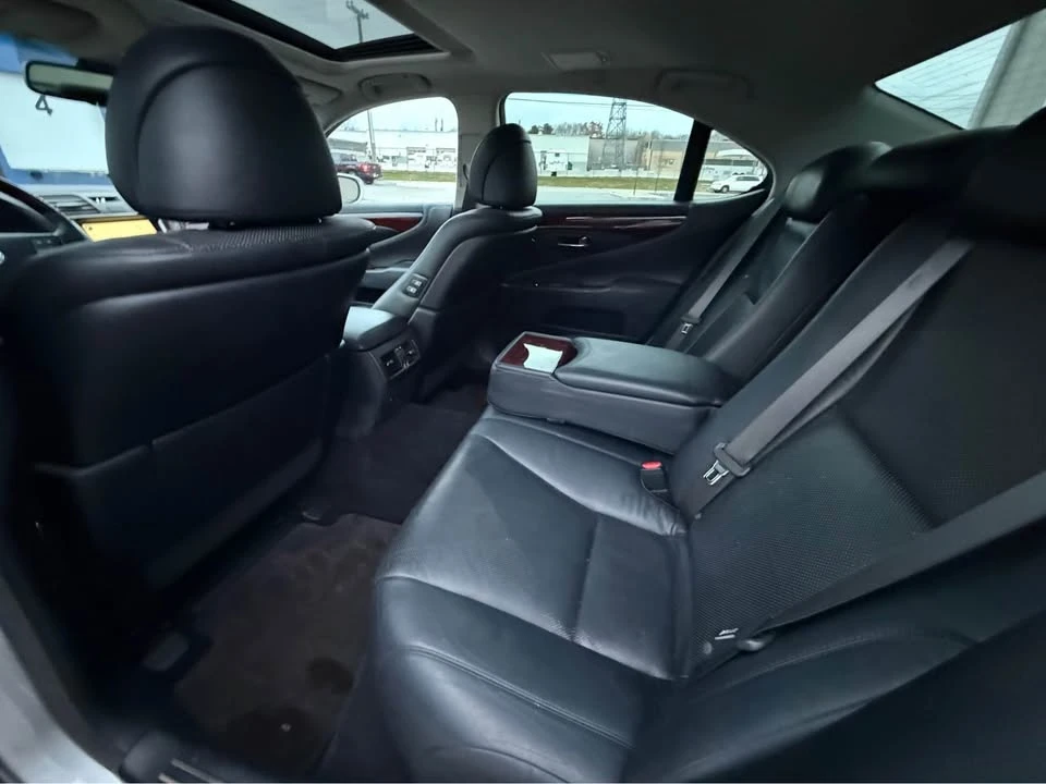 2009 Lexus LS 4th Gen - Image 14 of 20