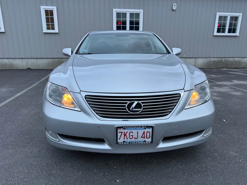 2009 Lexus LS 4th Gen - Image 12 of 20