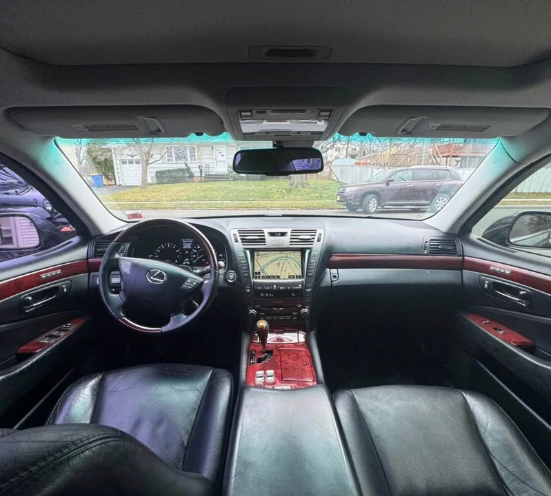 2009 Lexus LS 4th Gen - Image 3 of 4