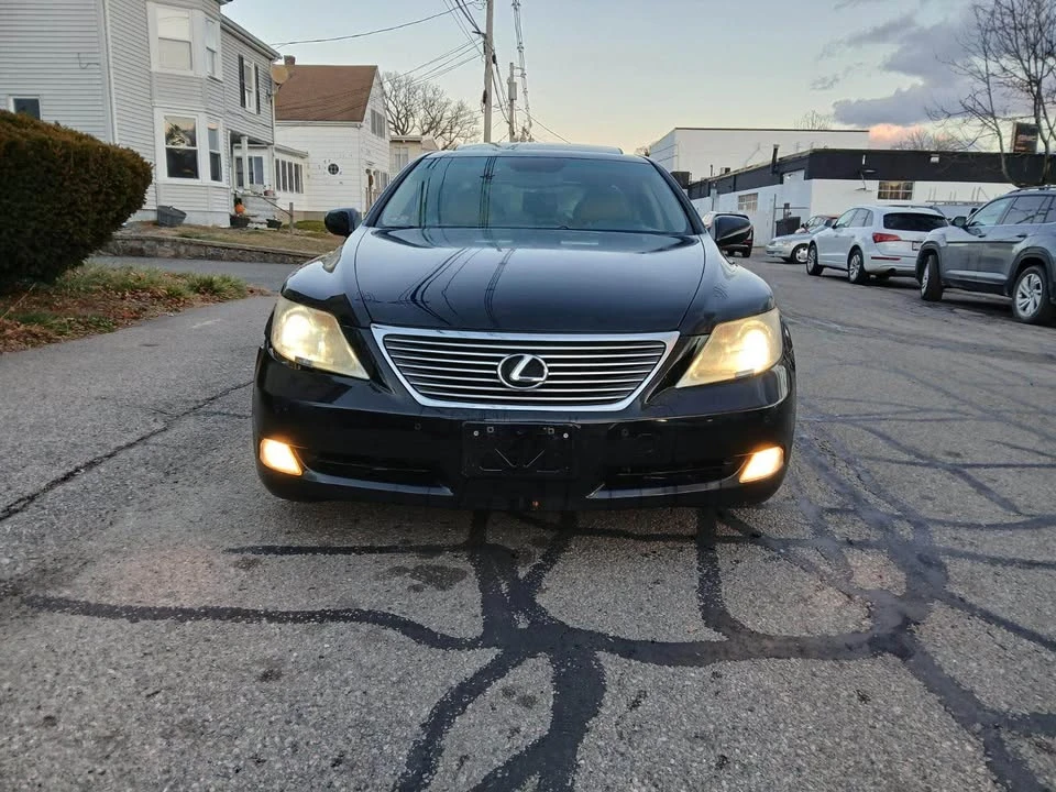2009 Lexus LS 4th Gen - Image 2 of 20