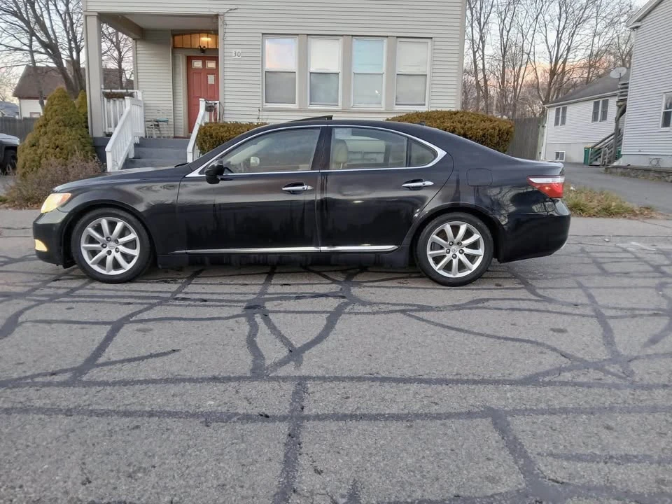 2009 Lexus LS 4th Gen - Image 6 of 20