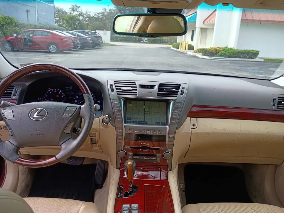 2009 Lexus LS 4th Gen - Image 11 of 11