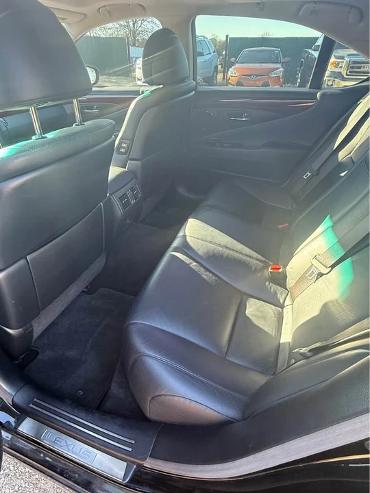 2009 Lexus LS 4th Gen - Image 6 of 11
