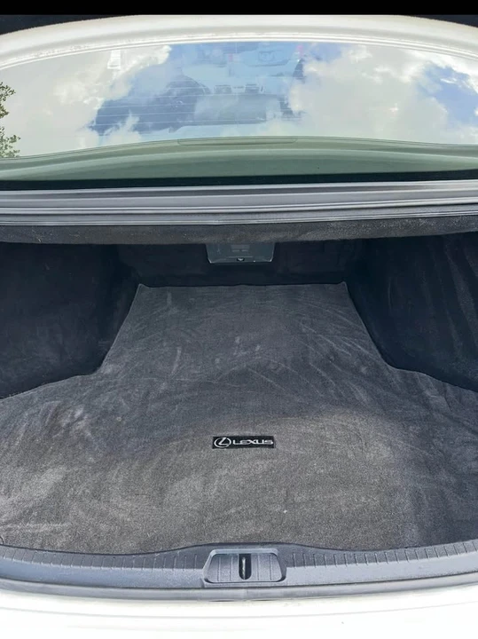 2009 Lexus LS 4th Gen - Image 7 of 8