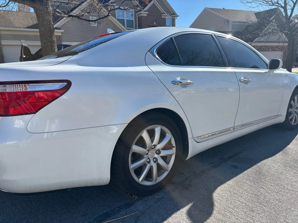 2009 Lexus LS 4th Gen - Image 3 of 10