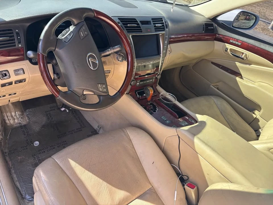 2009 Lexus LS 4th Gen - Image 5 of 10