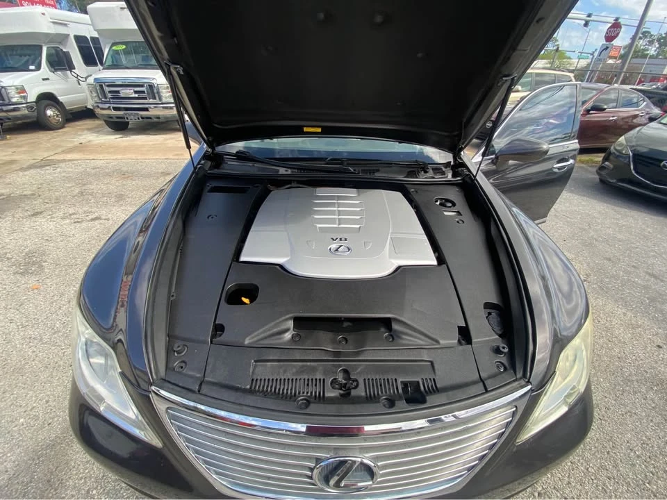 2009 Lexus LS 4th Gen - Image 6 of 13