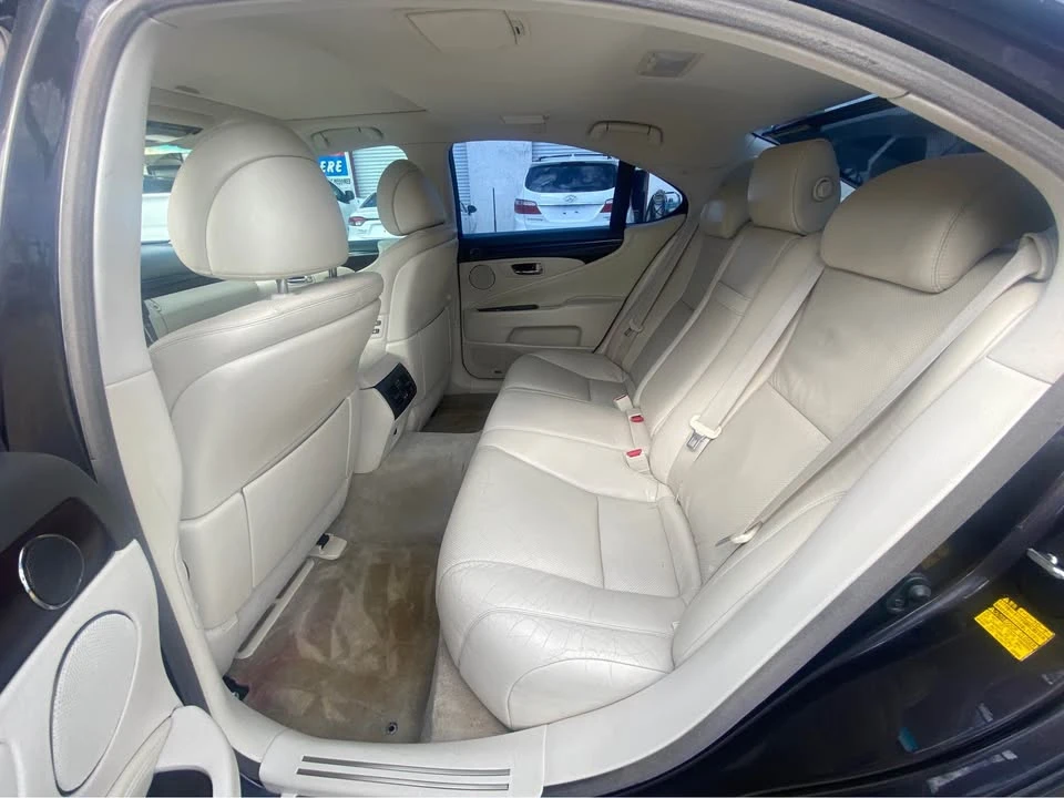 2009 Lexus LS 4th Gen - Image 7 of 13