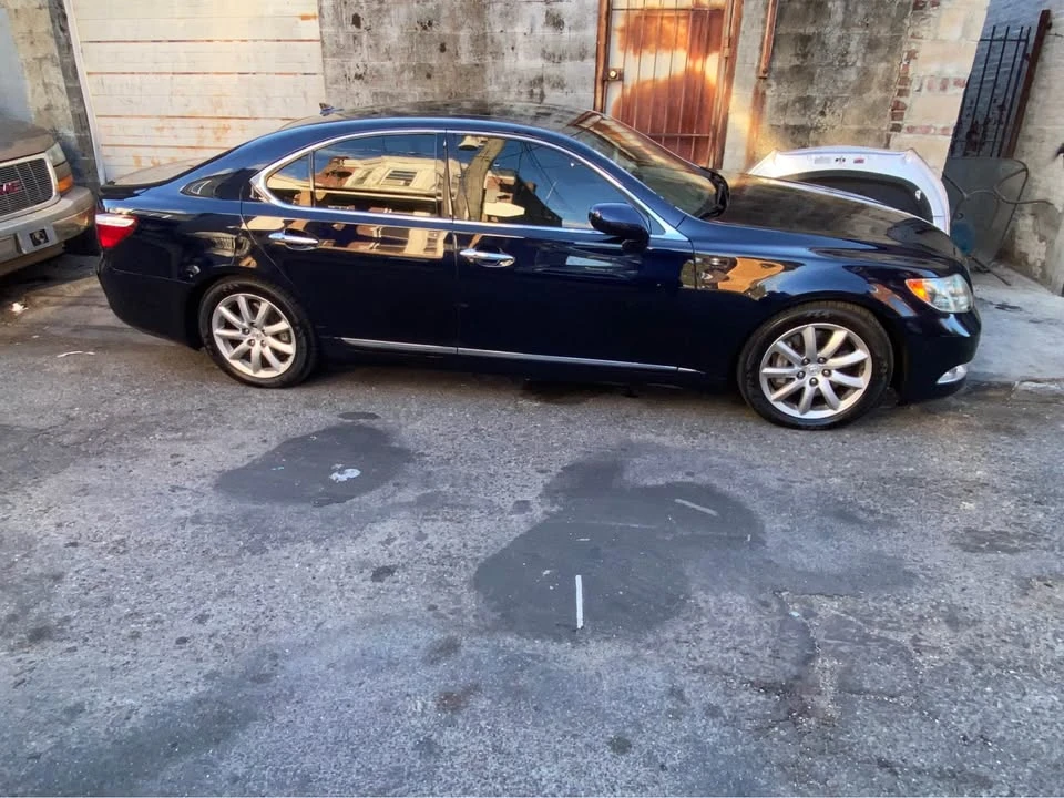 2009 Lexus LS 4th Gen - Image 2 of 5