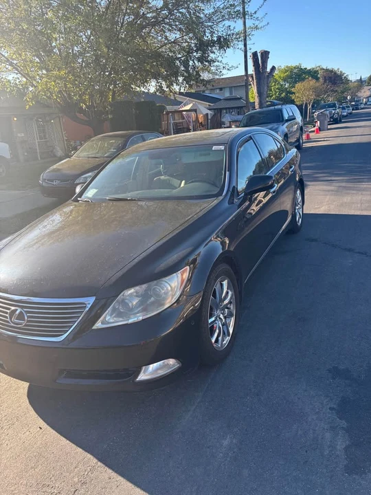 2009 Lexus LS 4th Gen - Image 3 of 10