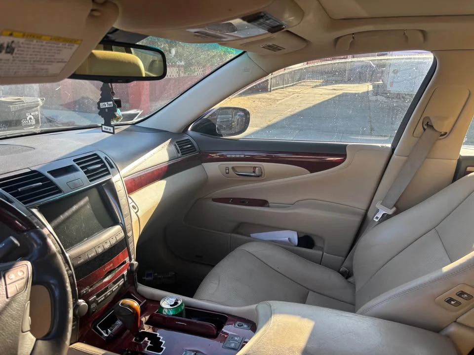 2009 Lexus LS 4th Gen - Image 10 of 10