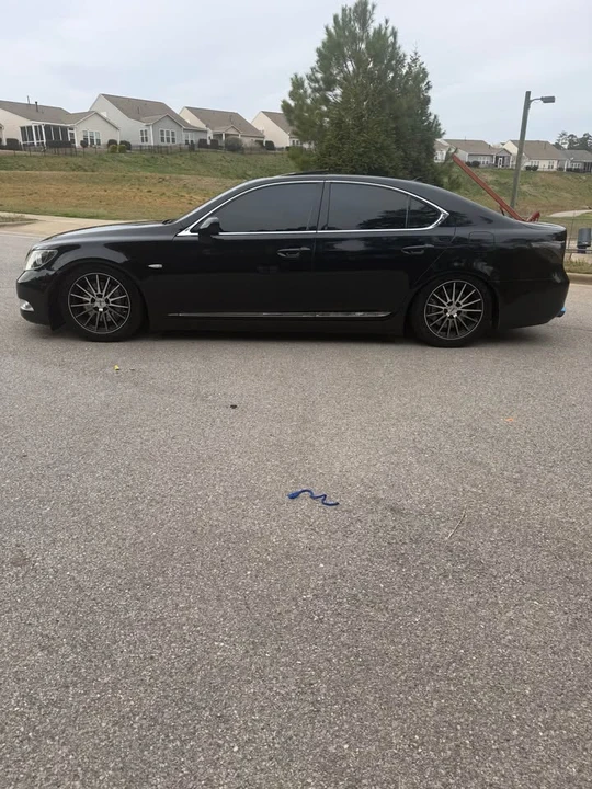 2009 Lexus LS 4th Gen - Image 4 of 14