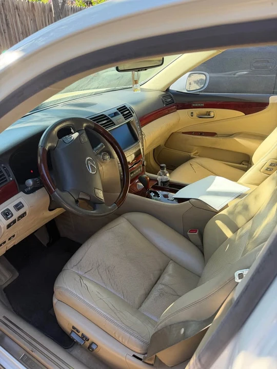 2009 Lexus LS 4th Gen - Image 4 of 7