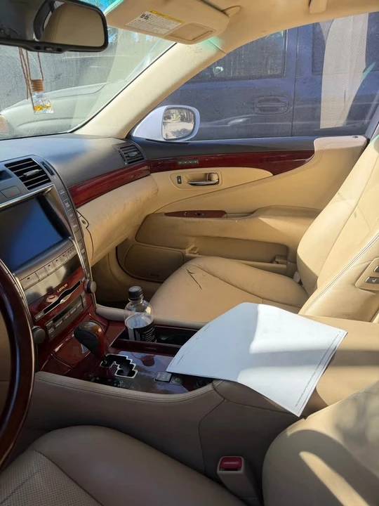 2009 Lexus LS 4th Gen - Image 5 of 7
