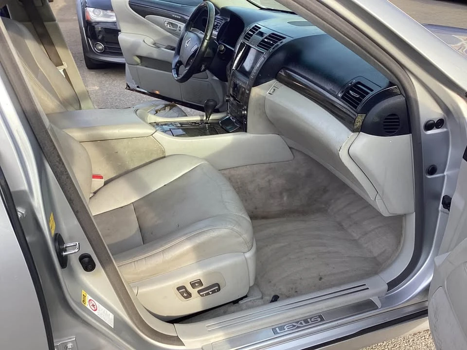 2009 Lexus LS 4th Gen - Image 7 of 8