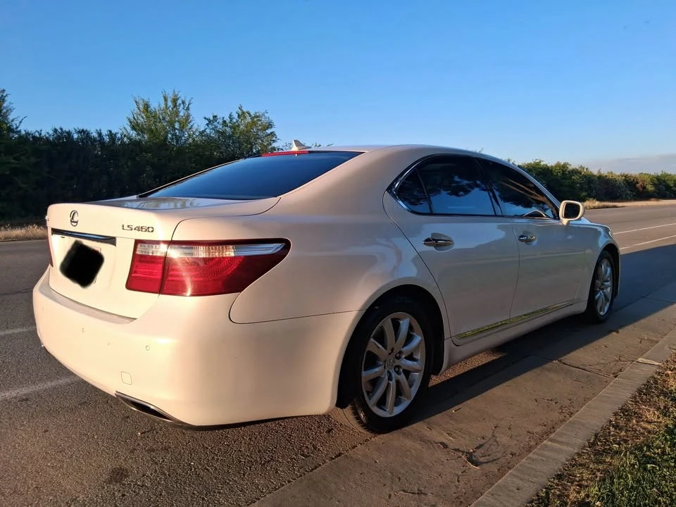 2009 Lexus LS 4th Gen - Image 4 of 5