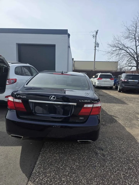 2009 Lexus LS 4th Gen - Image 5 of 8