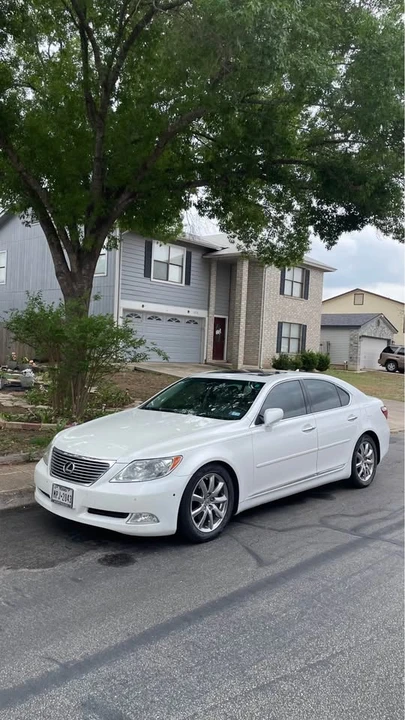 2009 Lexus LS 4th Gen - Image 2 of 6