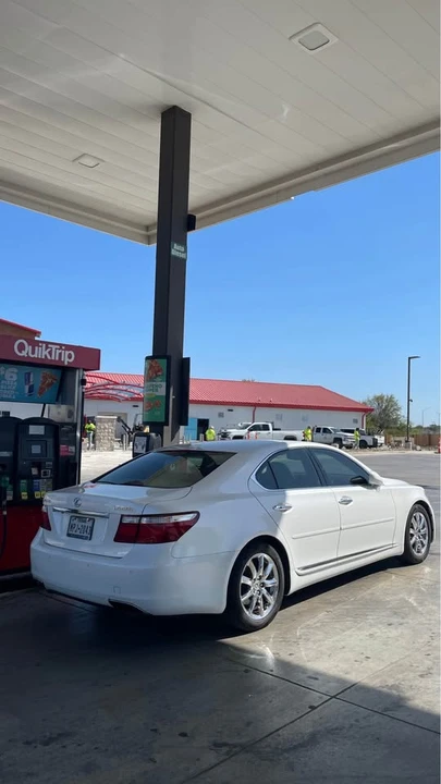 2009 Lexus LS 4th Gen - Image 3 of 6