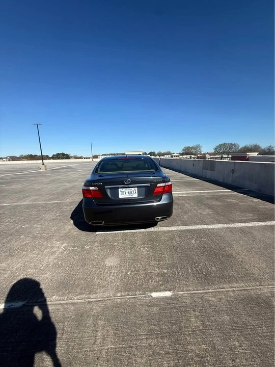 2009 Lexus LS 4th Gen - Image 4 of 9