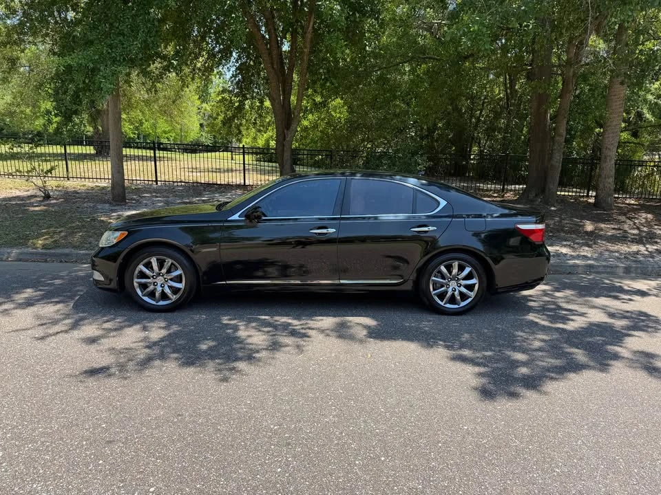 2009 Lexus LS 4th Gen - Image 2 of 19