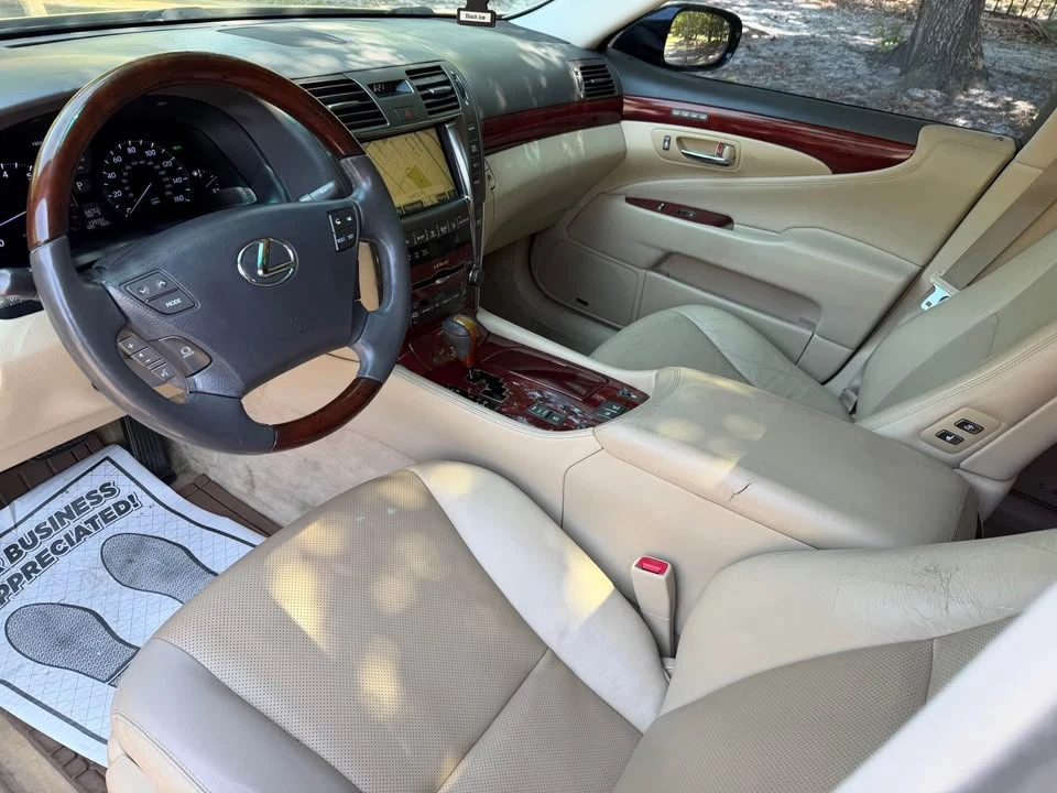 2009 Lexus LS 4th Gen - Image 7 of 19