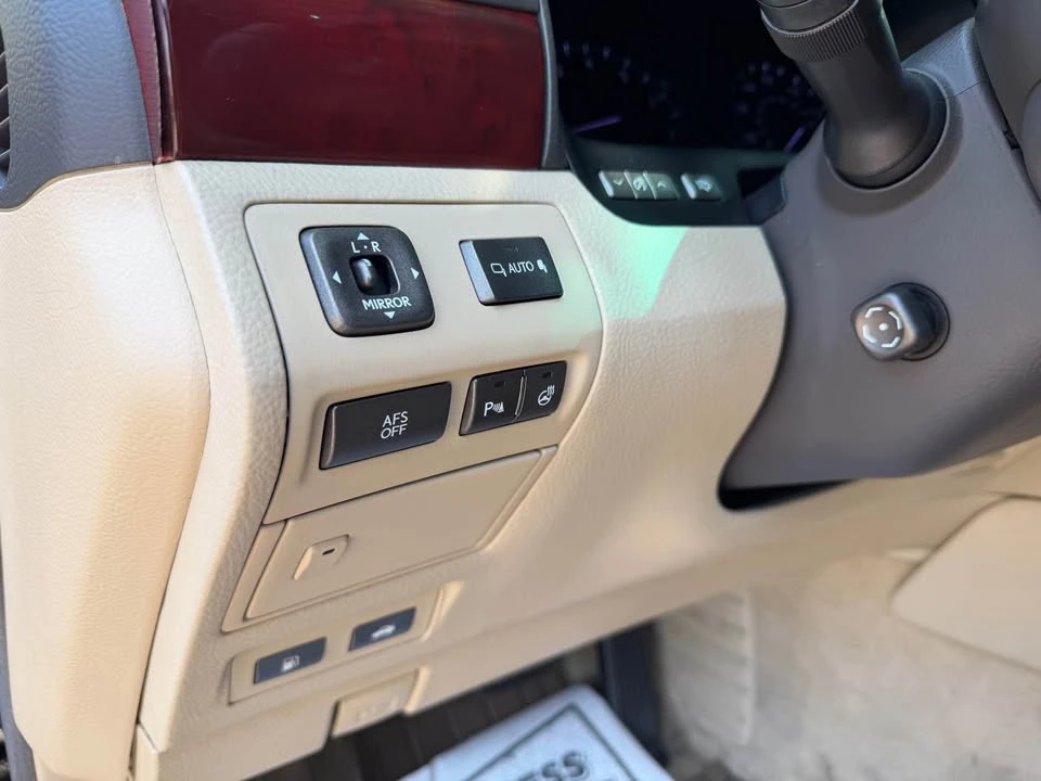 2009 Lexus LS 4th Gen - Image 15 of 19