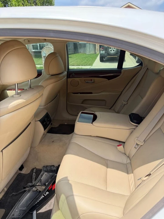 2009 Lexus LS 4th Gen - Image 4 of 7